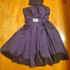 Gorgeous mid length gown